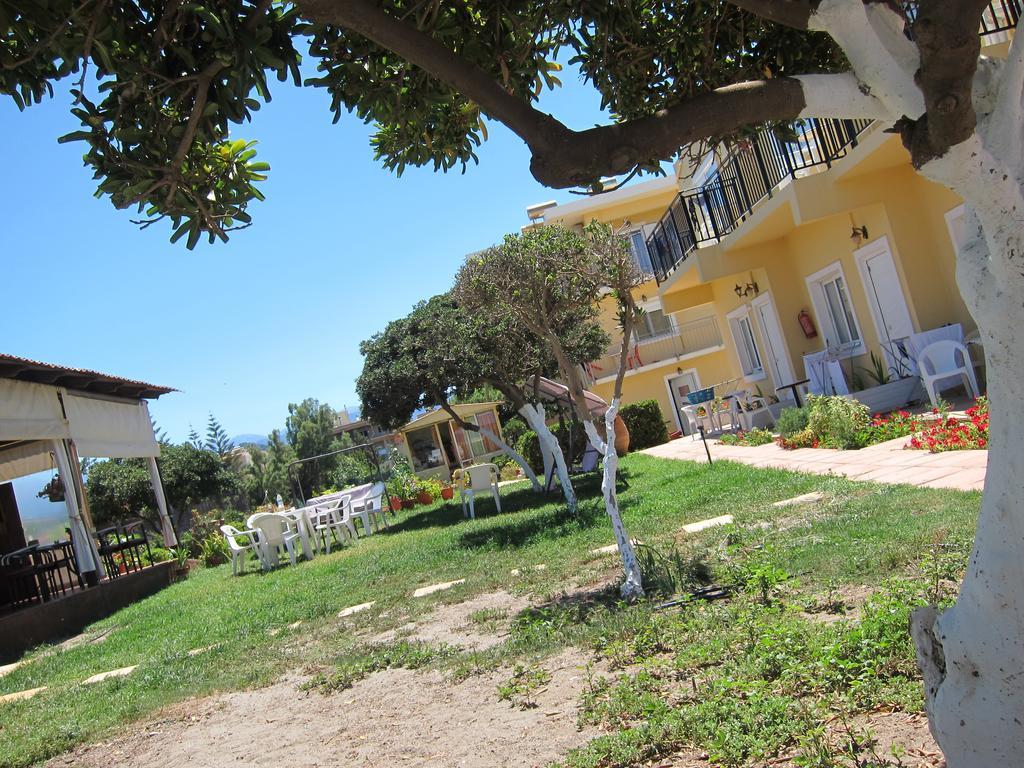 Baladinos Apartments Gerani  Екстер'єр фото